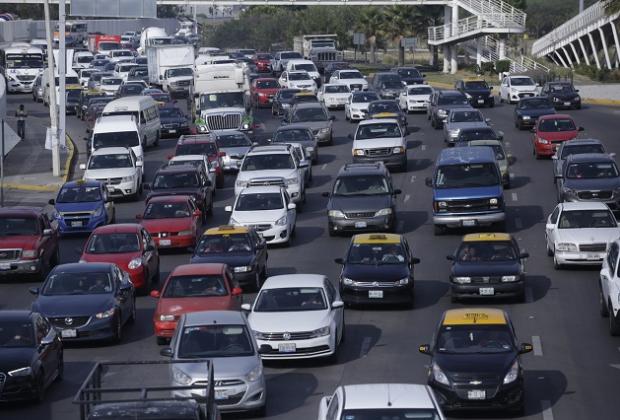 Suspenden por 2 semanas plazos para control vehicular en Puebla