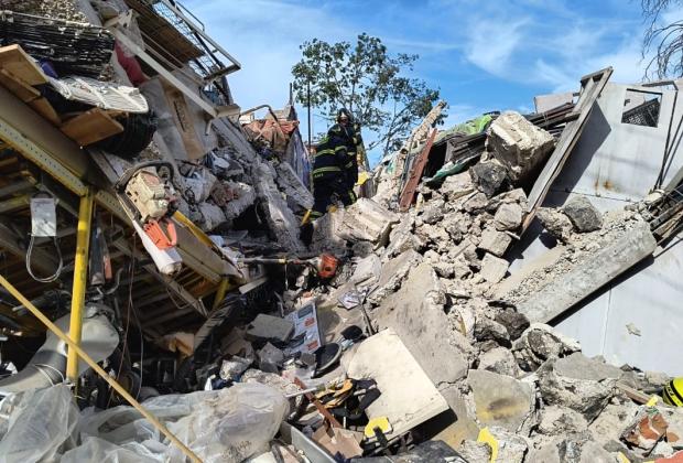 VIDEO Colapsa casa en Tlalpan debido a una explosión