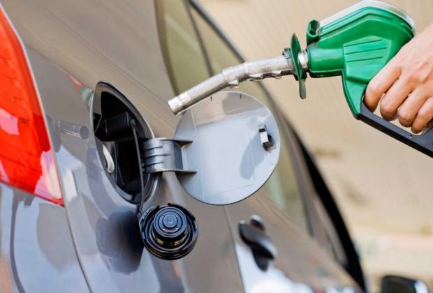Gasolineras en Edomex, Nuevo León y BCS dan litros incompletos: Profeco
