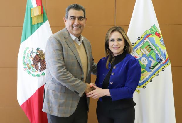 Céspedes se reúne con Beatriz Camacho, presidenta de Coparmex Puebla