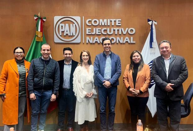 Candidatos a dirigir el PAN en Puebla se reúnen en el CEN