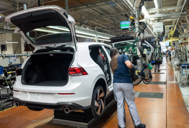 Volkswagen considera a México para producir el Golf