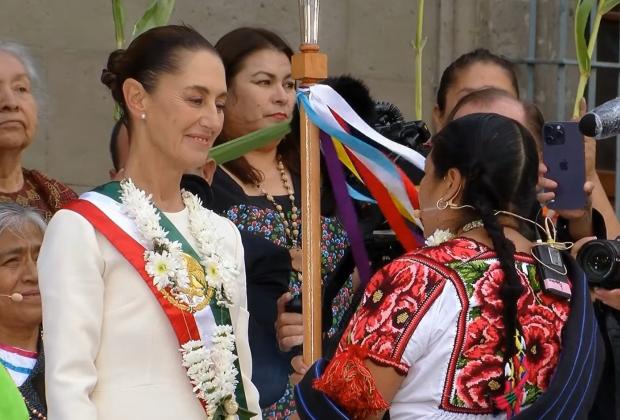 Sheinbaum recibe el bastón de mando en el Zócalo de la CDMX