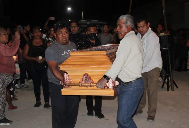 Inicia arribo de cuerpos de víctimas del accidente en la Cuacnopalan-Oaxaca