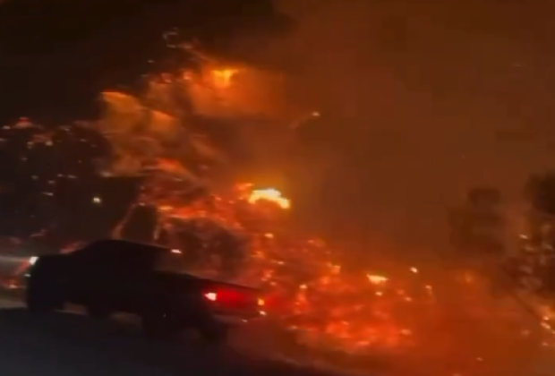 Van 10 muertos por incendios forestales que se han reportado en Los Ángeles