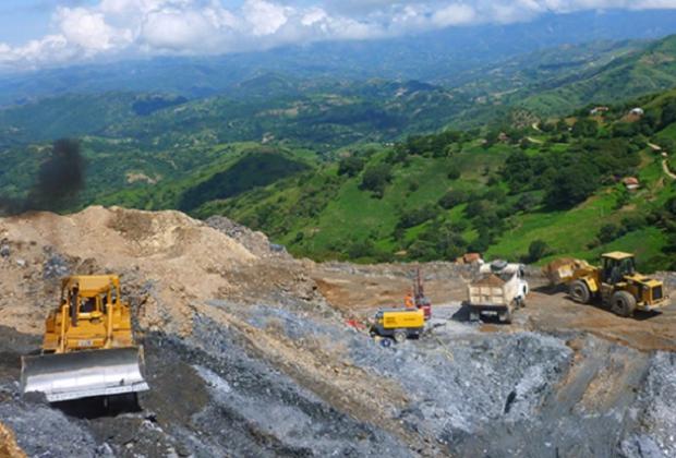 Reclama Almaden 200 mdd por cancelación de concesiones mineras en Puebla