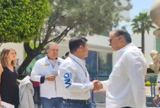 Los candidatos a la gubernatura de Puebla asisten al ensayo de debate