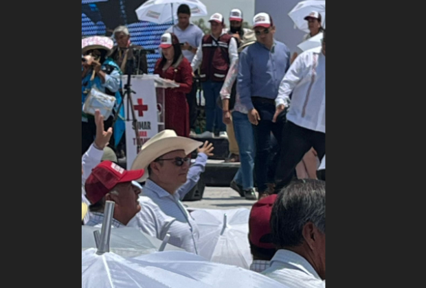 Exedil panista de Atlixco genera nueva polémica por asistir a evento de Mier