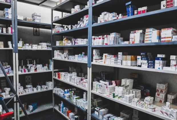 Operan en Puebla seis distribuidores irregulares de medicamentos