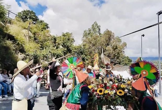 Cientos de danzantes suben este sábado al cerro de San Miguel