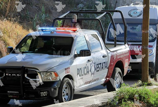 Hallan a tres ejecutados en camioneta en Huehuetlán El Chico