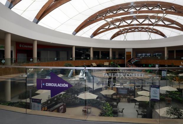 Muere, estadounidense baleado en presunto asalto en Plaza Solesta