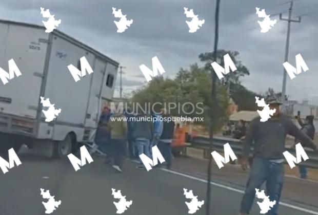 Accidente en la México-Puebla deja por lo menos dos lesionados