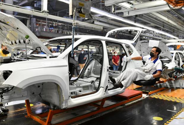 Volkswagen de México reporta alza de 39.4% en producción de vehículos en abril 