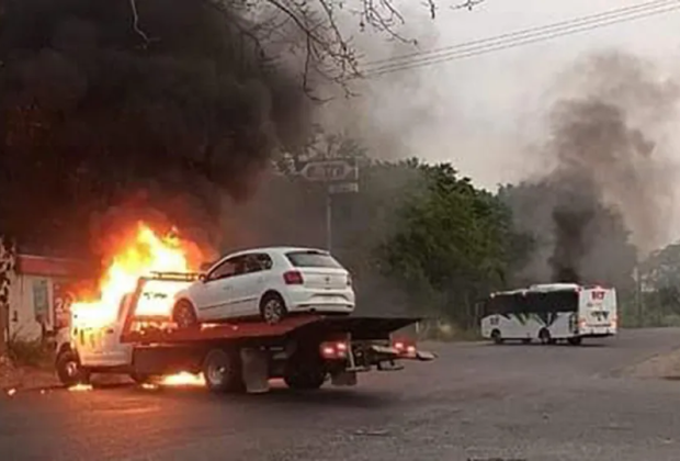 VIDEO Ya hay dos muertos por enfrentamientos en Tabasco