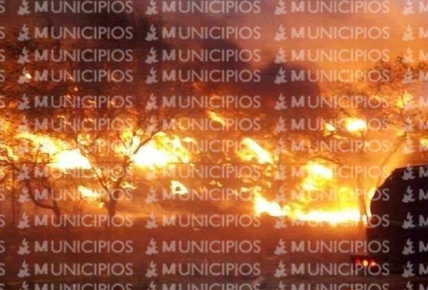 Se incendia nuevamente relleno sanitario del municipio de Ajalpan