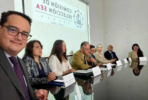 Van 15 aspirantes por 4 lugares del Comité del Sistema Anticorrupción en Puebla