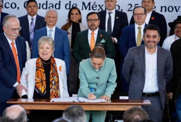 Armenta asiste a firma del Acuerdo por el derecho al agua; invertirán 9 mil mdp