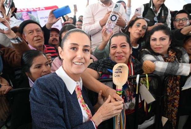 Sheinbaum entrega 46 mil tarjetas de Pensión Mujeres Bienestar en Puebla