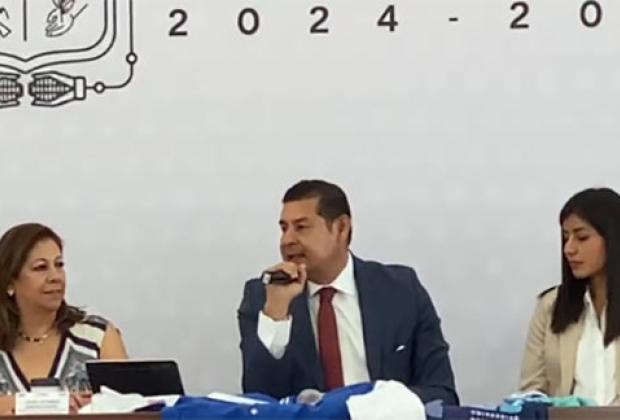 Destapa Armenta red de corrupción en Finanzas