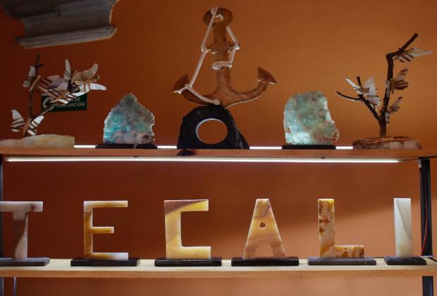 Tecali de Herrera combina riqueza cultural y artesanal