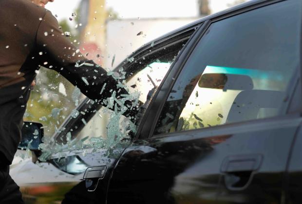 Son violentos 72.48% de robos de vehículos asegurados en Puebla: AMIS