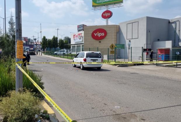 Le disparan frente a Plaza San Diego