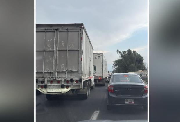 Bloquean Autopista México - Puebla por desaparición de una menor 