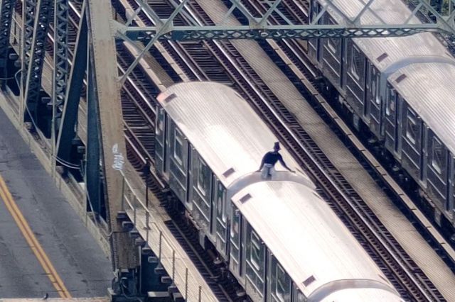 Alerta por muertes de adolescentes en E.U por el reto “subway surfing”