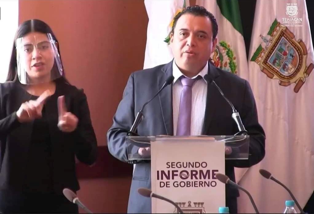 Alcalde de Tehuacán entrega simbólicamente la ciudad a Dios 
