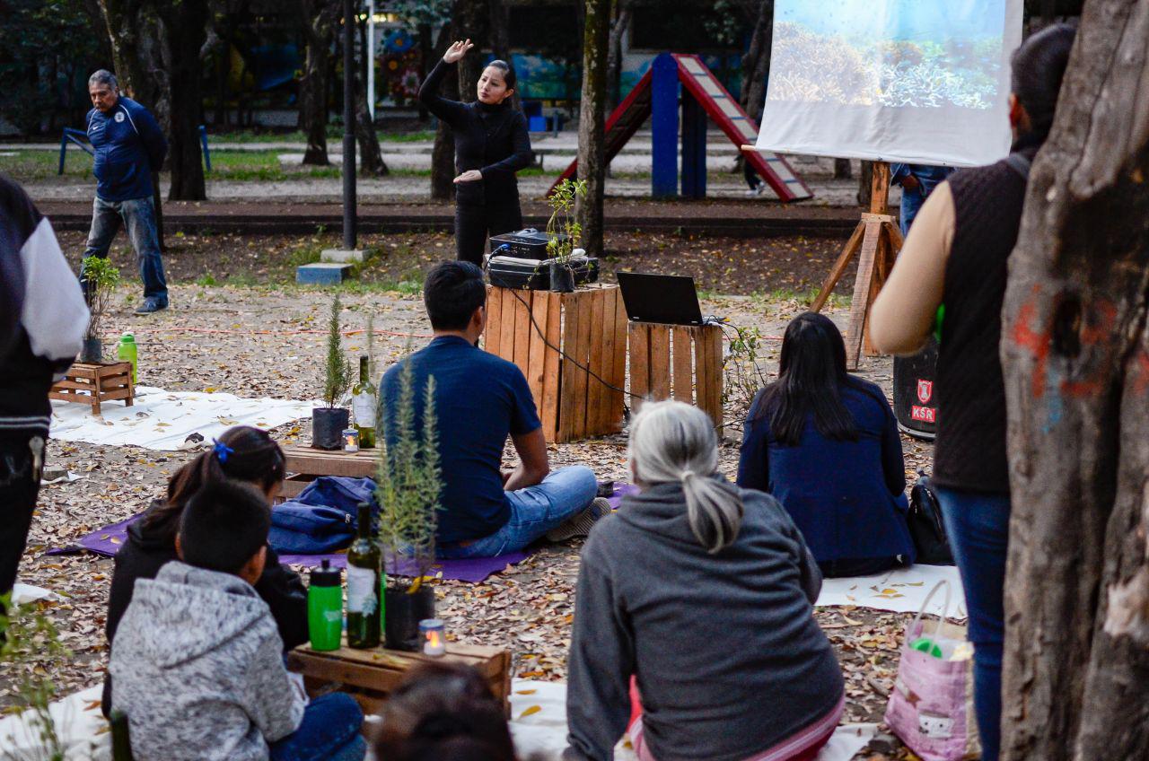 Imparten taller en Educación Ambiental para personas con discapacidad auditiva
