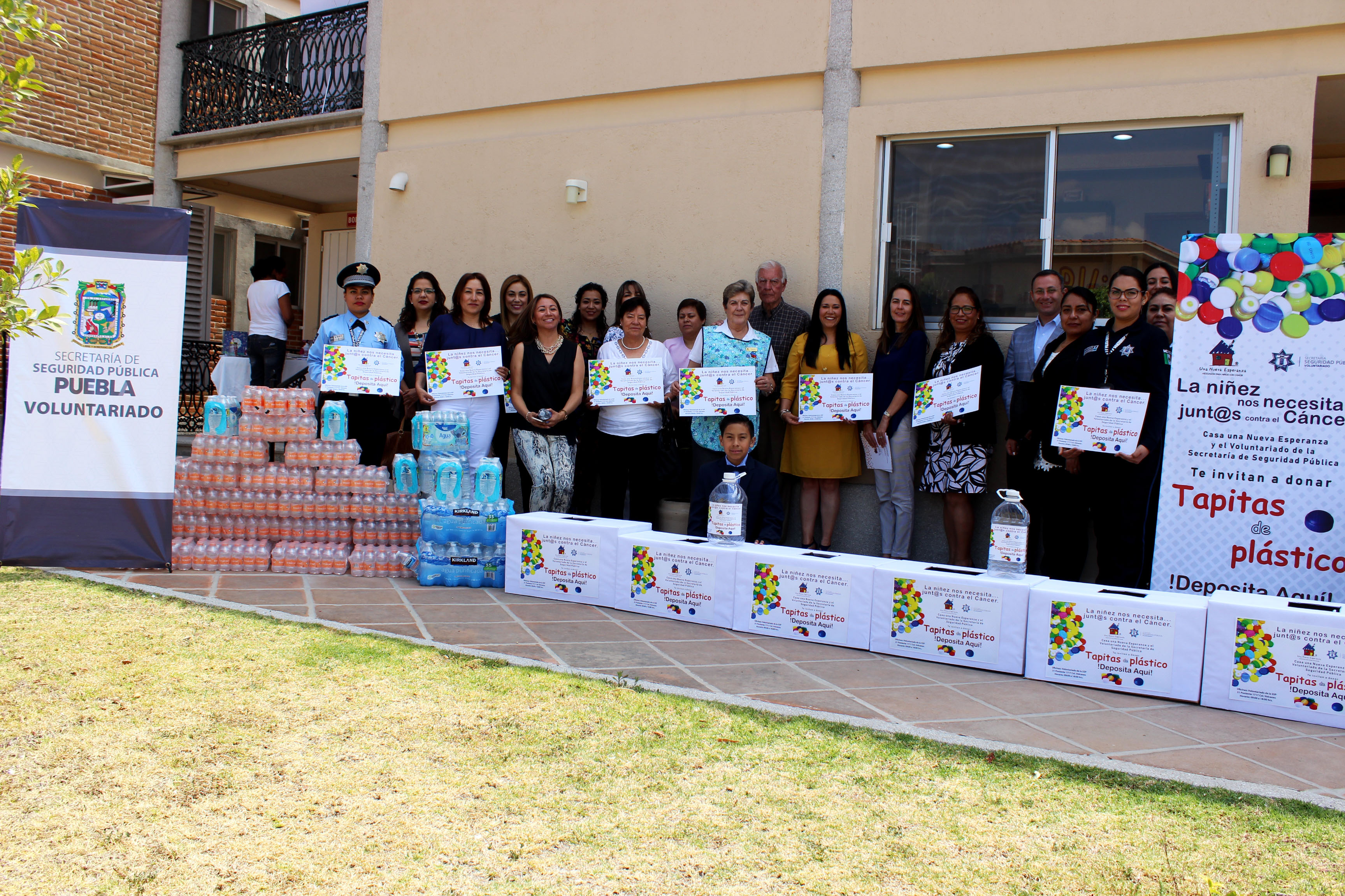 Dona tapas de plástico para apoyar a niños con cáncer