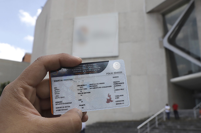 Confirma Miguel Barbosa canje de tarjetas de circulación en Puebla