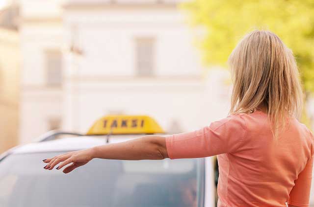 #NiUnaMas 6 tips para viajar más segura en taxi, Uber o Cabify