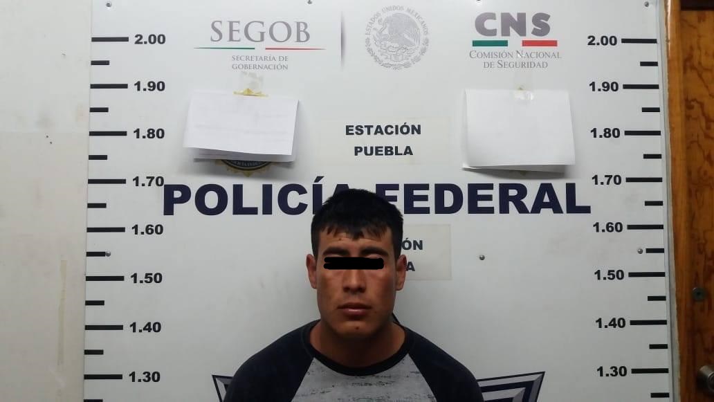 Detienen a 4 sujetos armados en la federal a Tehuacán