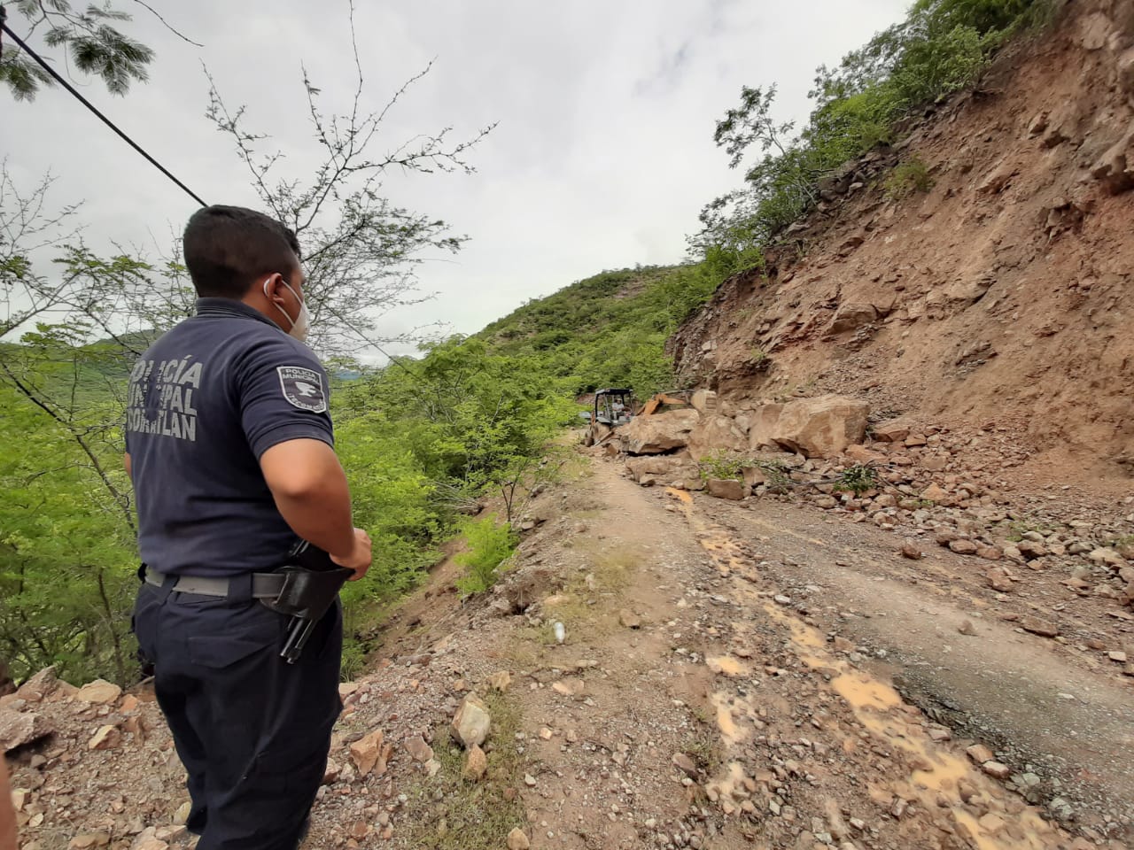 Mixtecos exigen obras al gobierno federal