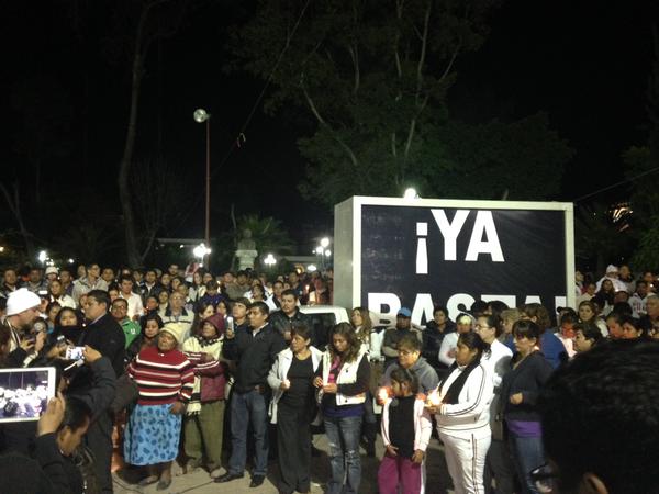 Realizan marcha silenciosa por la paz en Tehuacán
