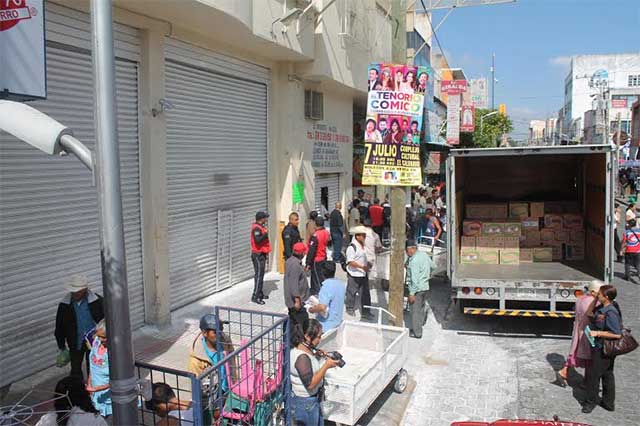 Emiten falsa alerta de bomba en comercio de Tehuacán