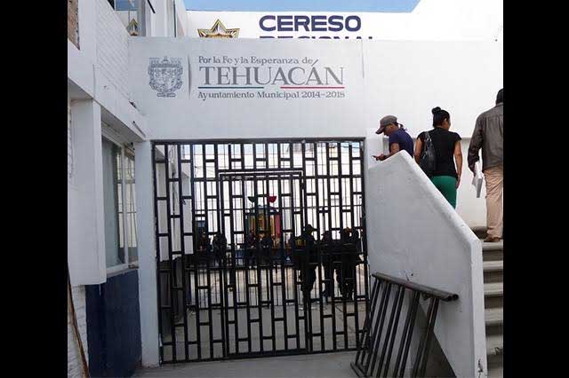 Atenderá nuevo titular del Cereso de Tehuacán quejas por corrupción en el penal