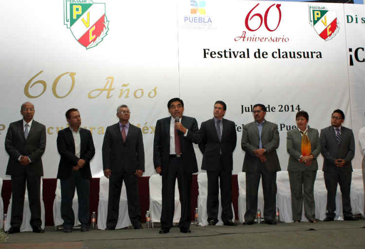 Festejan 60 años del Centro Escolar Venustiano Carranza de Tehuacán