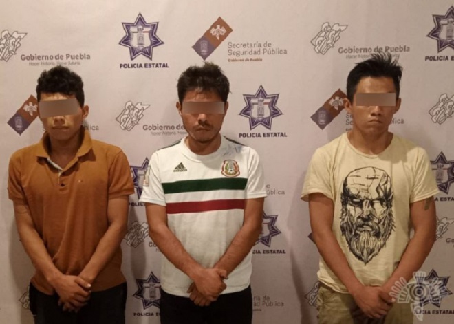 La Policía Estatal captura a tres hombres con cristal en Tehuacán