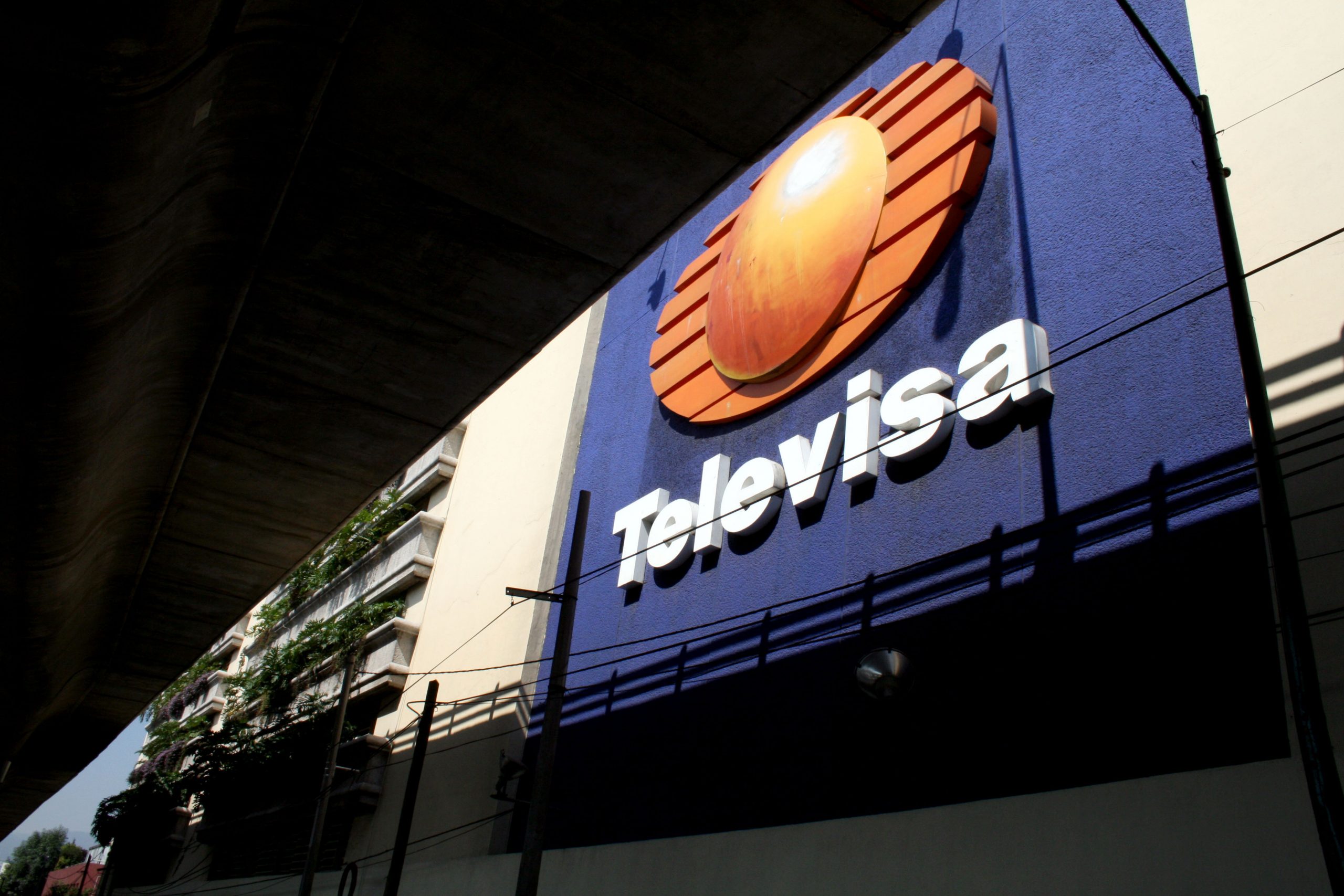 Caen las acciones de Televisa en la Bolsa Mexicana de Valores