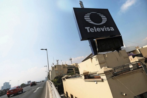 Obtiene Televisa crédito por 10 mil millones de pesos