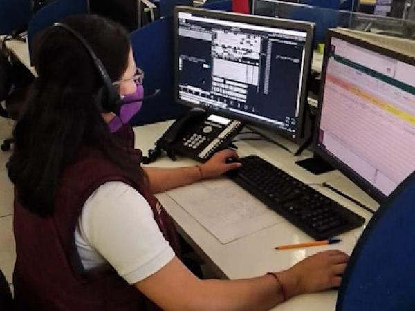 Brindan atención especializada por teléfono a mujeres violentadas en Puebla