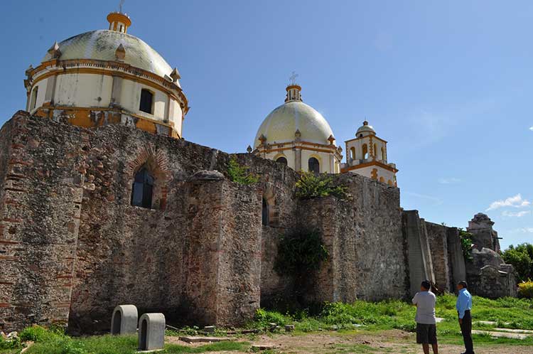 En riesgo templo del siglo XVI ubicado en San Pedro Yeloixtlahuaca