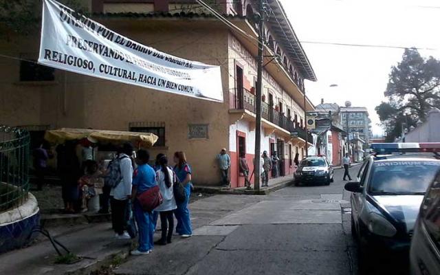 Por revanchismo cierra calle edil de Teziutlán: Opositores