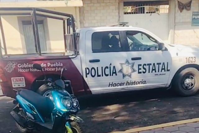 Tensión en San Juan Tianguismanalco por posible robo de motocicletas