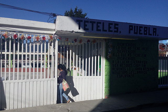 Reprocha gobernador agresión a alumnas de la Normal de Teteles