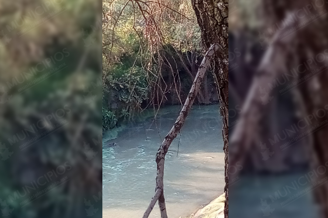 VIDEO Texmelucan amanece con nuevo derrame en el Atoyac