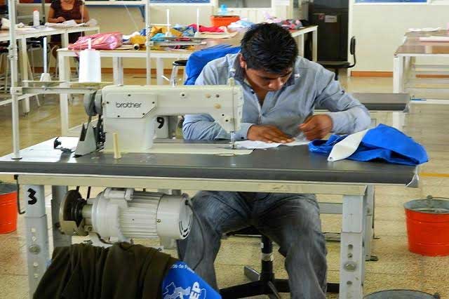 Triunfo de Trump genera incertidumbre sobre exportación de textiles de Tehuacán